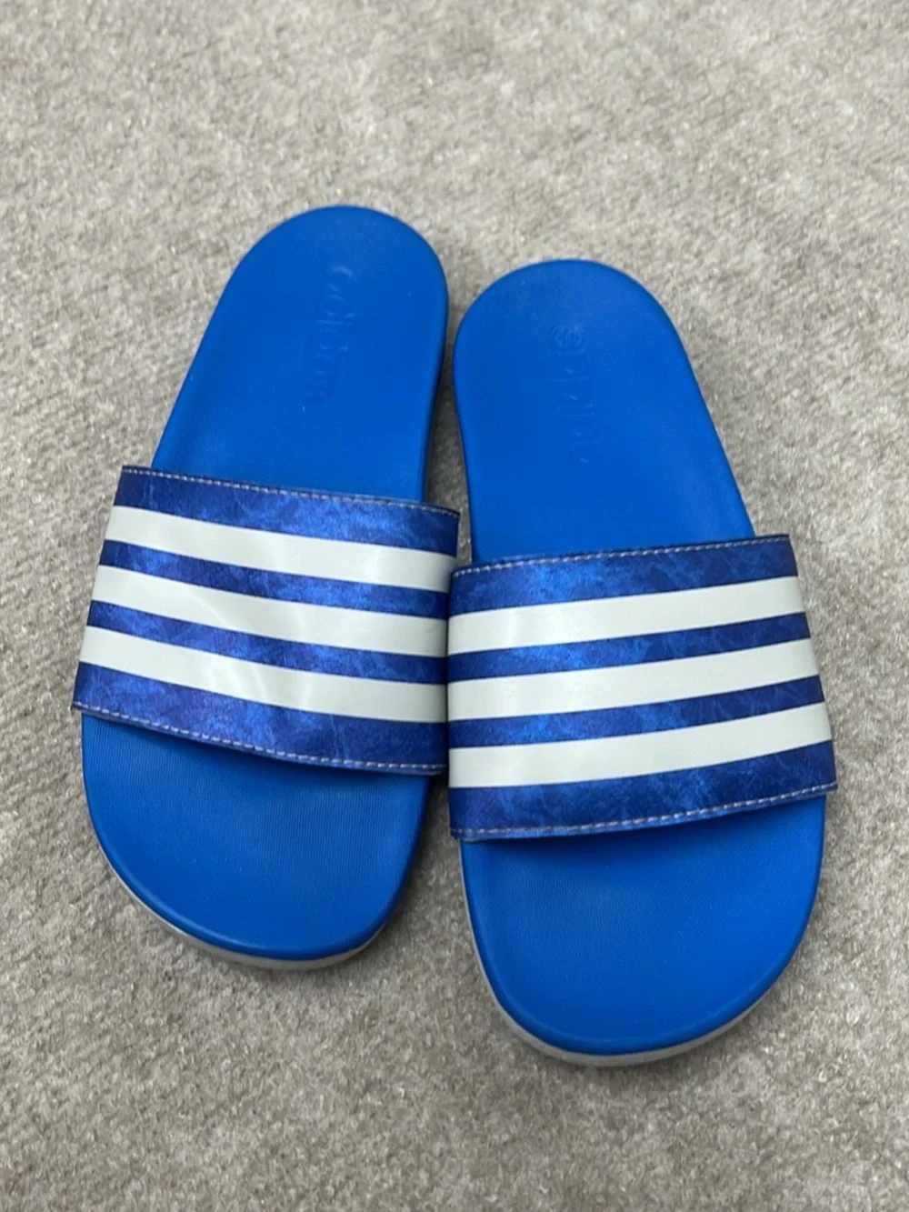 Adidas Blue Slides kids size 5